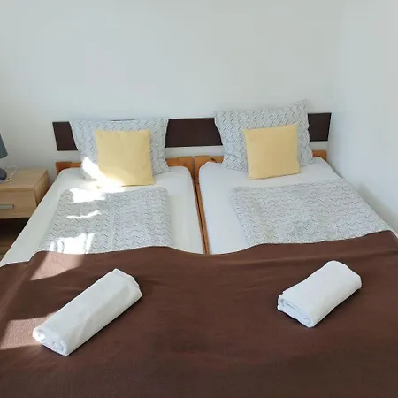 Holiday25 Wellness Apartment