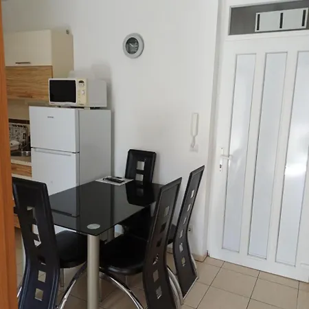 Holiday25 Wellness Apartment *